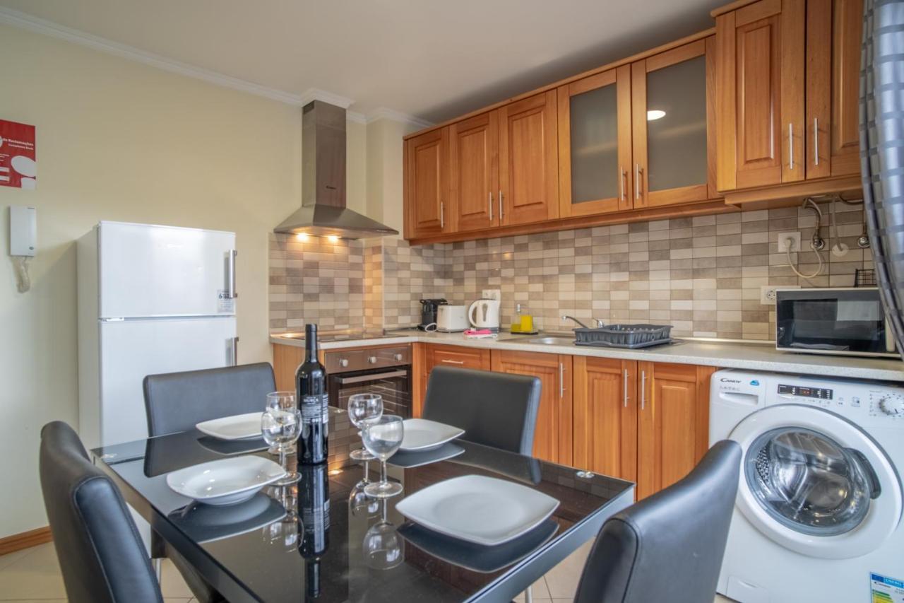 Vista Vieira Apartments ฟุงชาล ภายนอก รูปภาพ